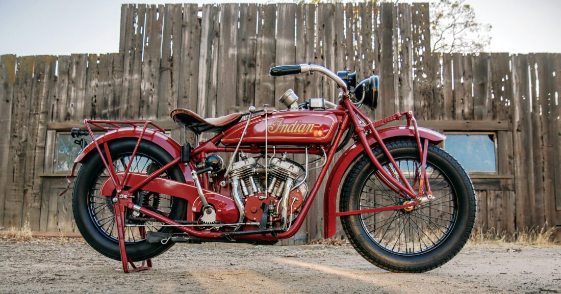 The Iron Redskin　indian インディアン The Iron Redskin: The History of the Indian Motorcycle: Sucher